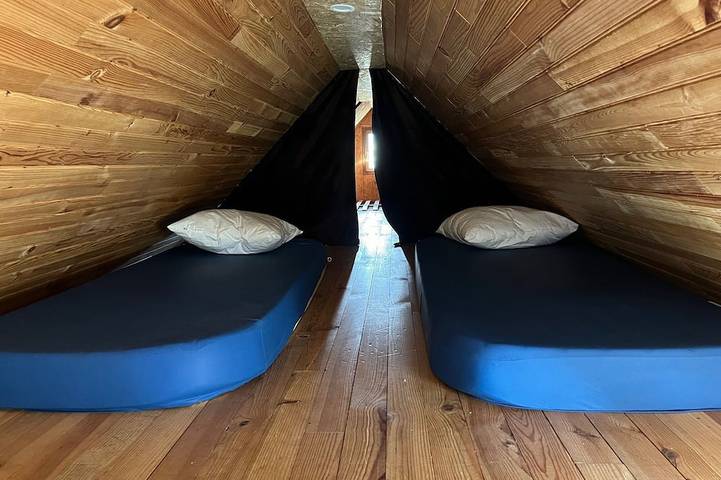 Gîte pour 6 personnes, avec terrasse et jardin à Arlempdes - 4