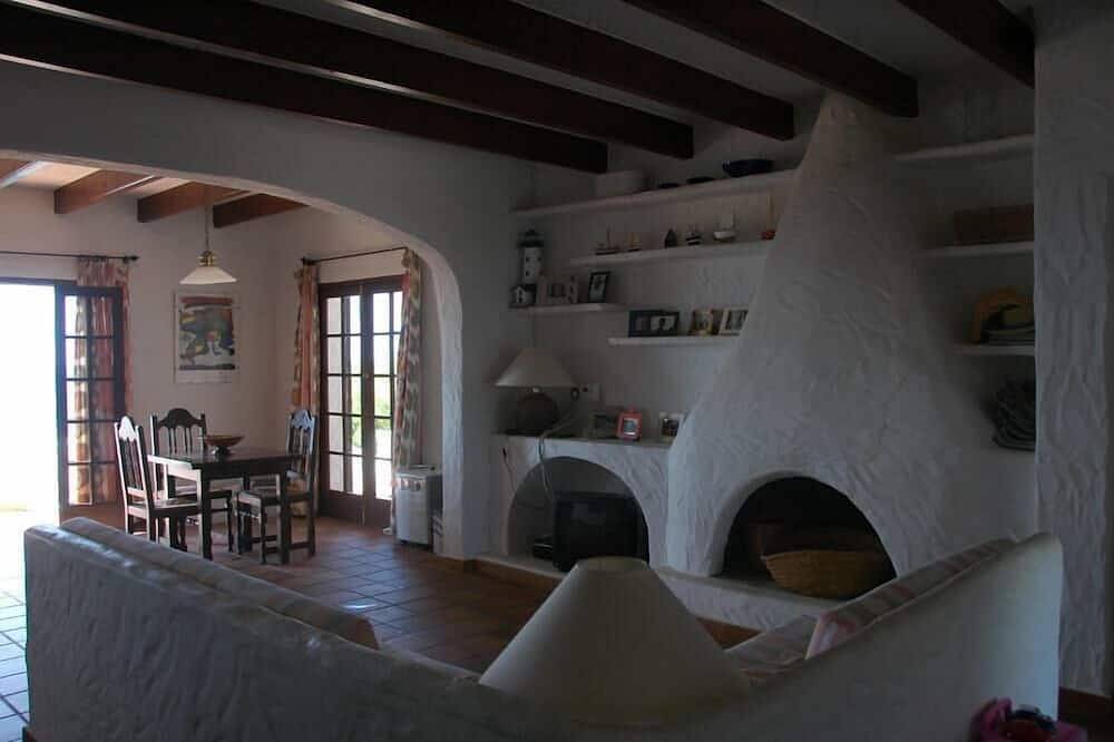 Binibeca Panoramic villa for up to 12 people in Torret de Baix, Sant Lluís