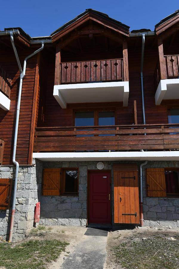 Casa rural para 10 personas, con piscina y vistas además de balcón y sauna, Se admiten mascotas - 1