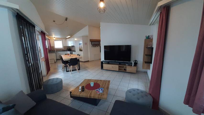 Ganze Ferienwohnung, 6-Bettwohnung 2. Stock in Saas-Almagell, Walliser Alpen
