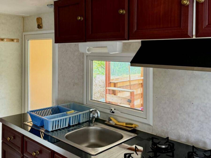 Camping Paradis - Village De Vacances La Gineste - Mobilhome 4 personnes - Mobil Home in Arnac, Région d'Aurillac