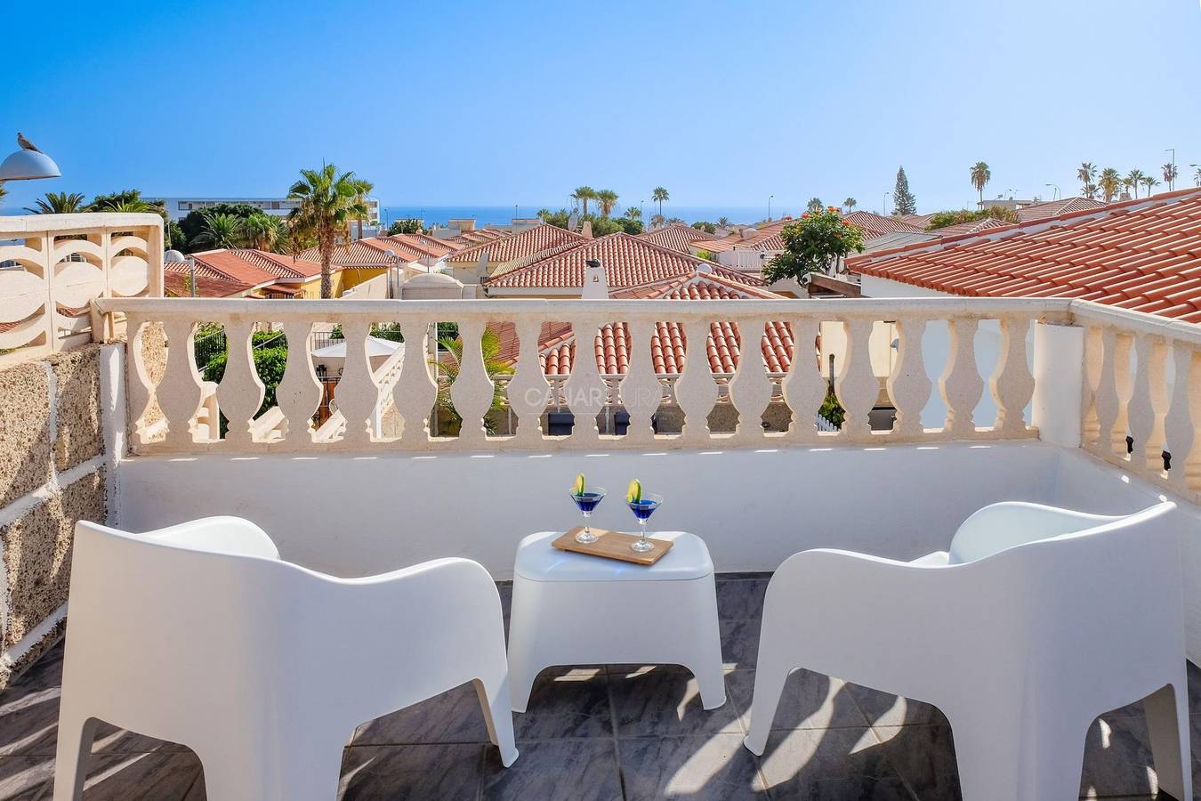 Entire holiday apartment, Charming La Marieta: Comfortable Single-Floor Villa with private pool in Sueno Azul, Adeje