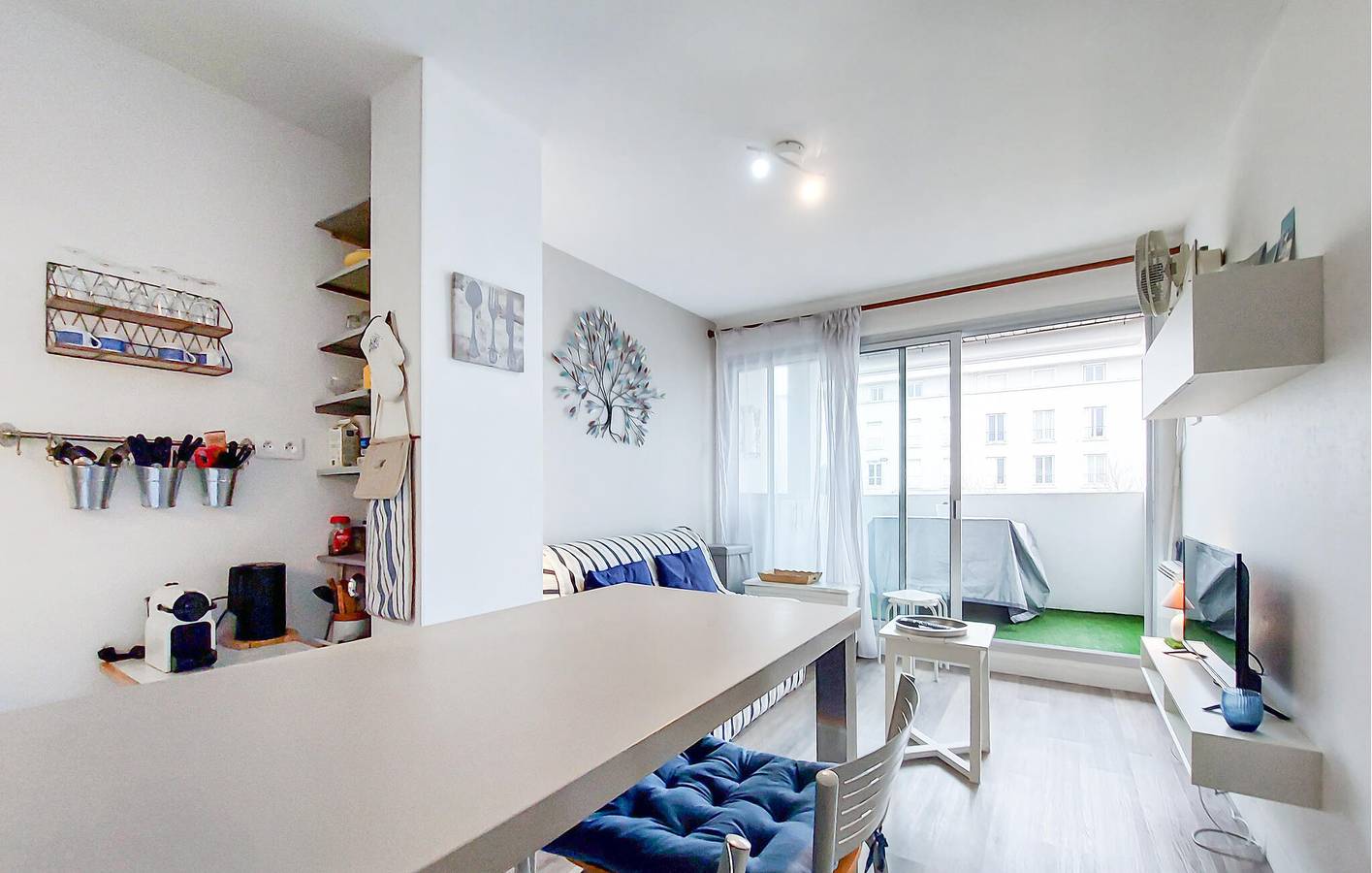 Apartamento vacacional entero, Acogedor apartamento cerca de la playa de Foncillon: aparcamiento gratuito y lavadora in Royan, Côte de Beauté