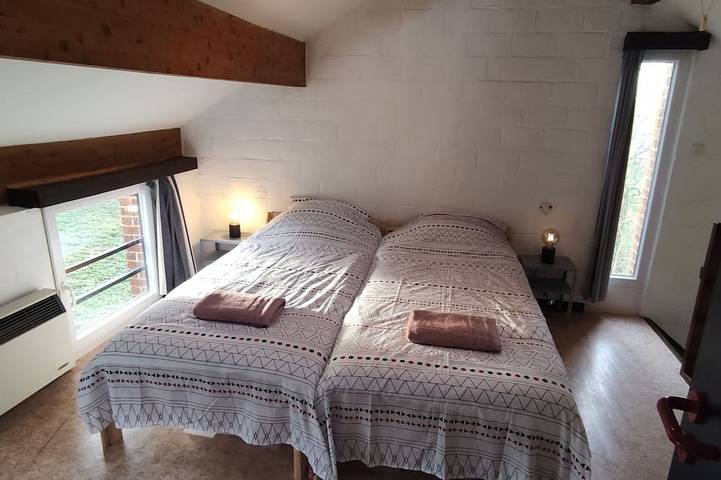 -Rustig gelegen, volledig ingericht vakantiehuisje in Hastière, Regio Namur