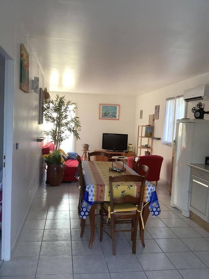 Location de vacances pour 4 personnes, avec jardin et jacuzzi à Roujan - 3