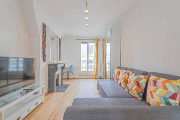 Gîte pour 4 personnes, avec vue dans Theatre De La Tour