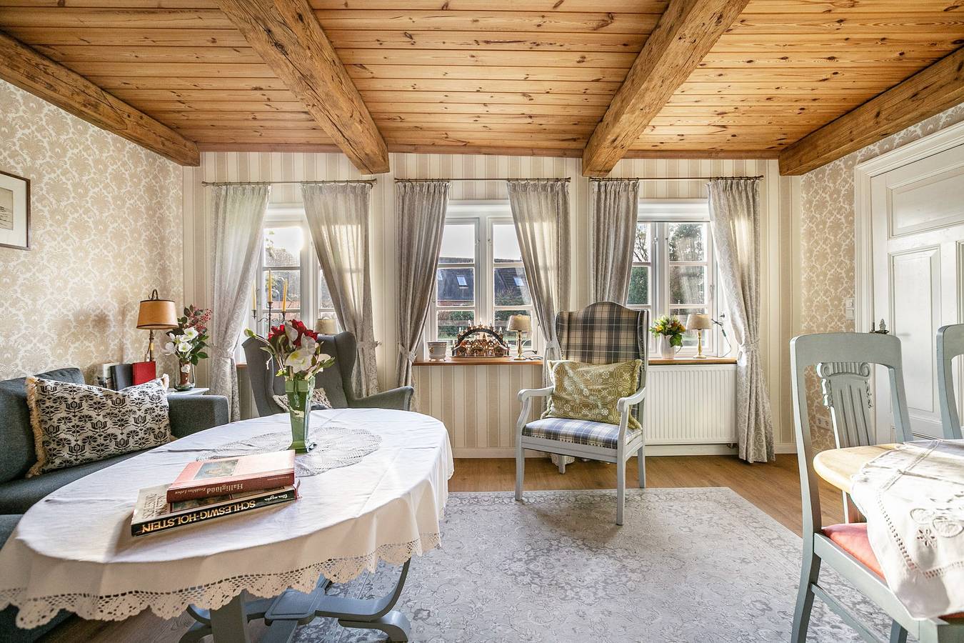 Entire apartment, Apartment 'Hof Diederichs' with Private Terrace, Private Garden and Wi-Fi in Bohmstedt, North Friesland