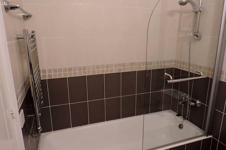 Gîte pour 6 personnes, avec piscine et balcon à Paphos (ville) - 4