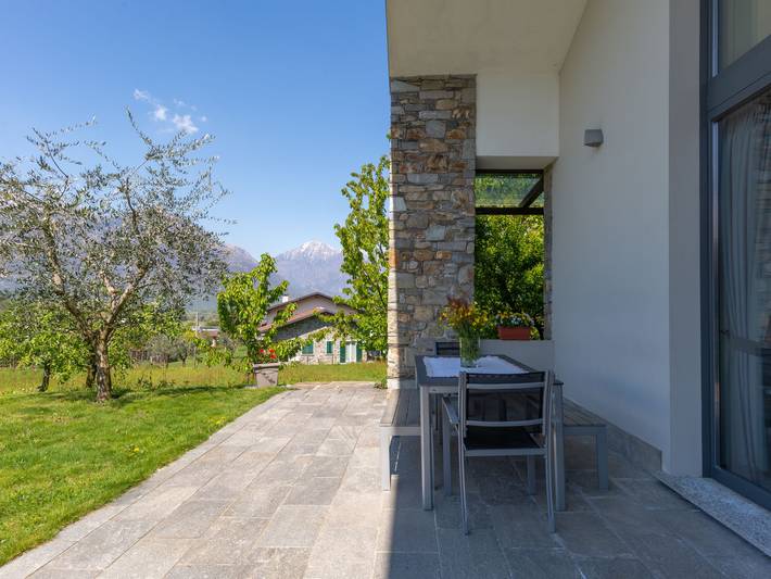 Ferienhaus für 6 Personen, mit Terrasse und Garten in Colico - 2