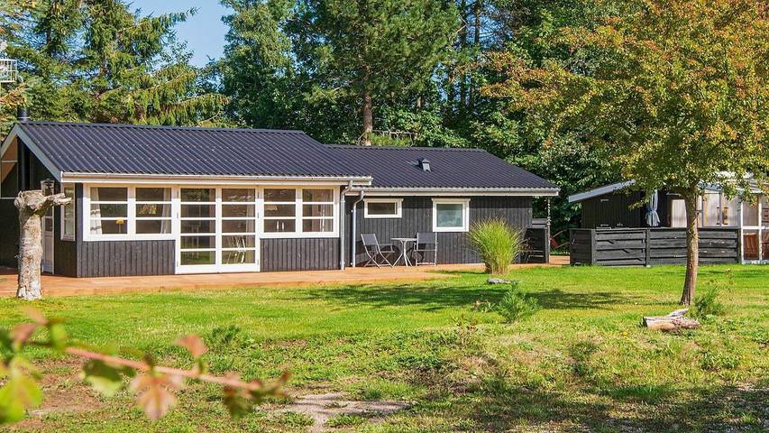 Ferienhaus für 6 Personen, mit Terrasse in Djursland