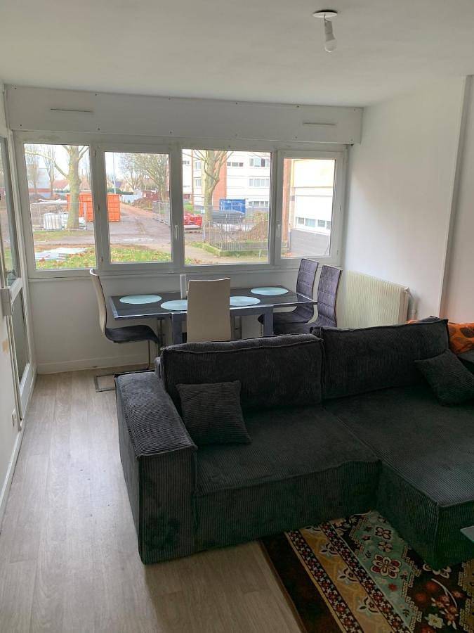 Gîte pour 4 personnes, avec vue et terrasse, animaux acceptés à Ronchin