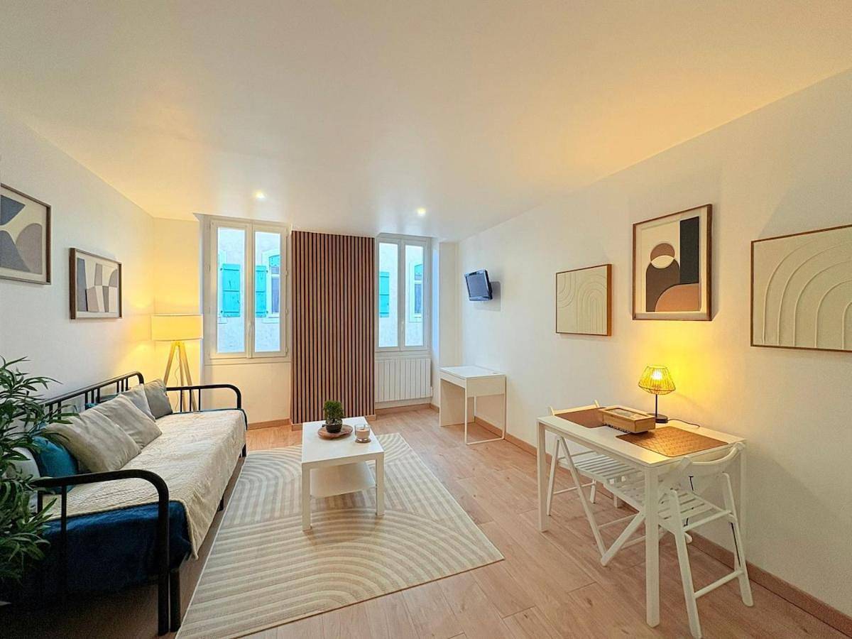 Appartement entier, L'Atelier Bohème - Studio élégant en centre ville in Pamiers, Ariège