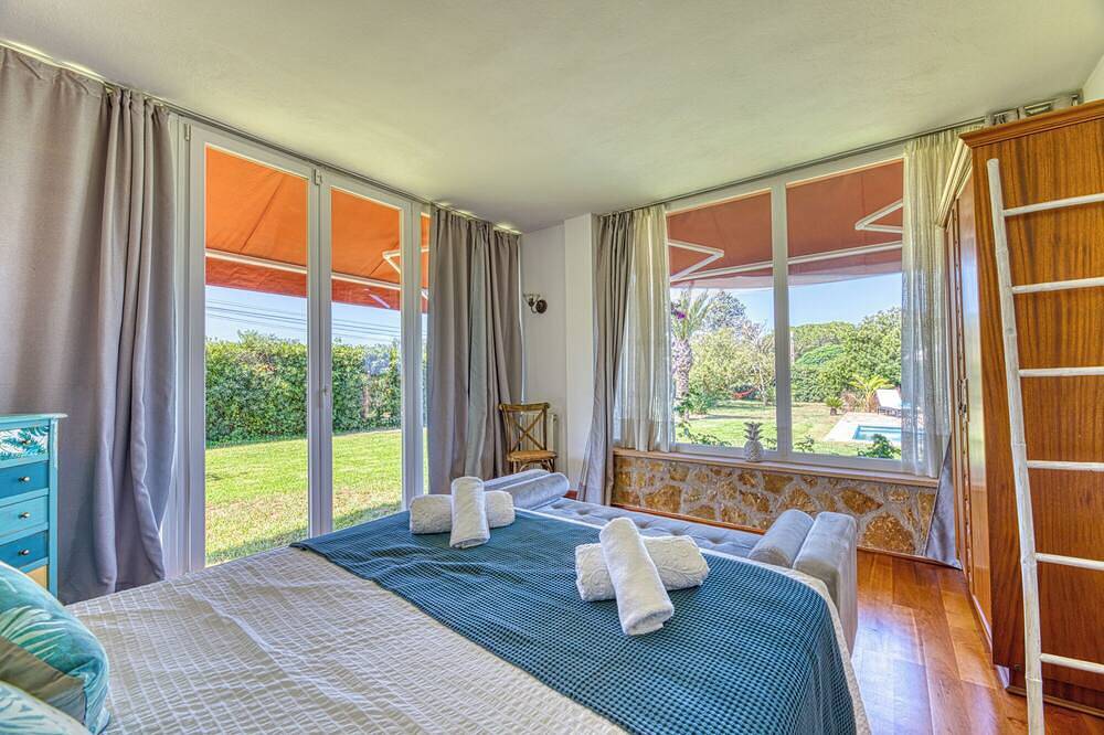 Villa Kentia Mallorca, stylish country house close to Palma in Son Gual, Palma