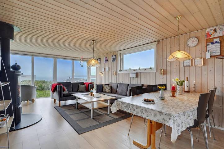 Pet friendly home in Lemvig with WiFi in Underbjerg, Limfjord in Westjütland
