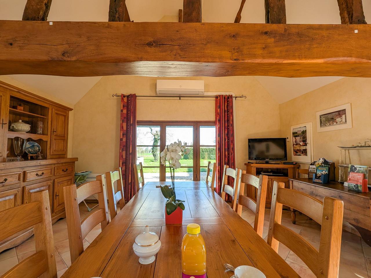 Gran casa rural con actividades, cerca de castillos y Zoo de Beauval in Vicq-sur-Nahon, Región de Châteauroux