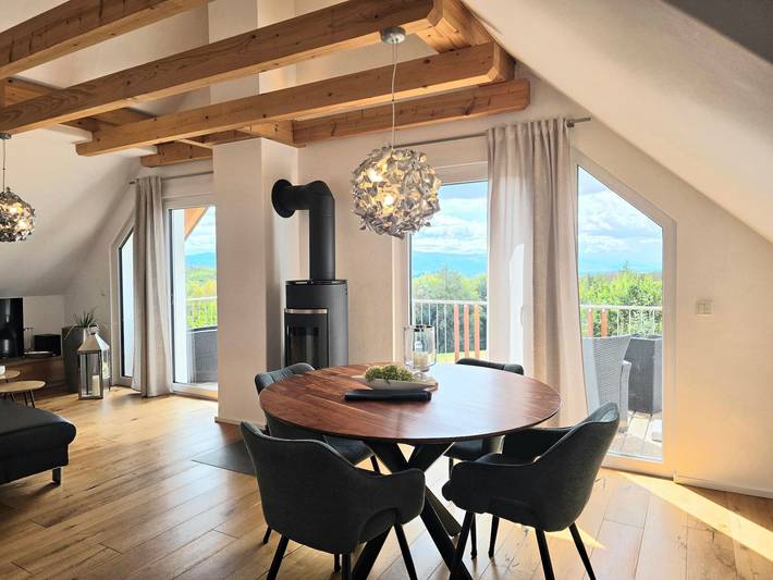 Ferienwohnung für 4 Personen, mit Balkon und Garten sowie Ausblick - 1