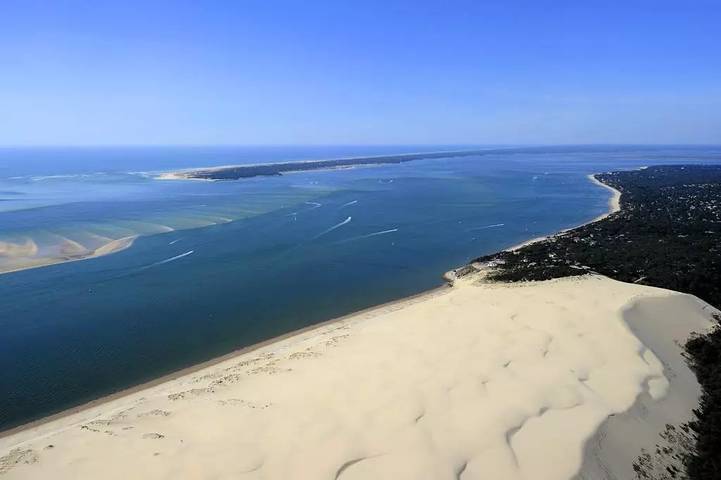 Gîte pour 4 personnes, avec balcon dans Parc Mauresque Arcachon - 2