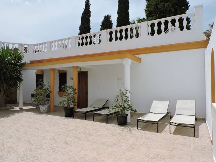 Casa rural para 14 personas, con jardín, Se admiten mascotas en Andalucía - 3