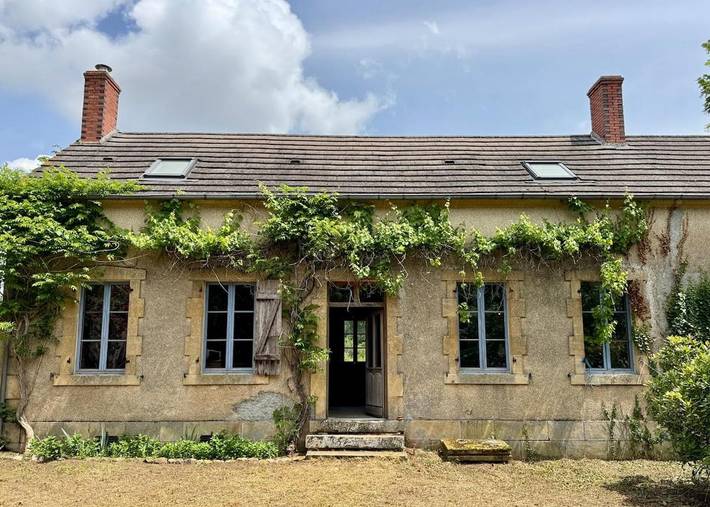 Location de vacances pour 12 personnes, avec Jardin et Vue à Coust