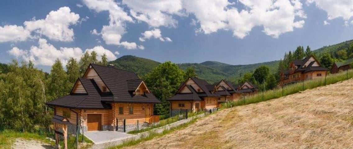 Domek letniskowy dla 6 osób, z widok i ogród oraz sauna w Zawoja