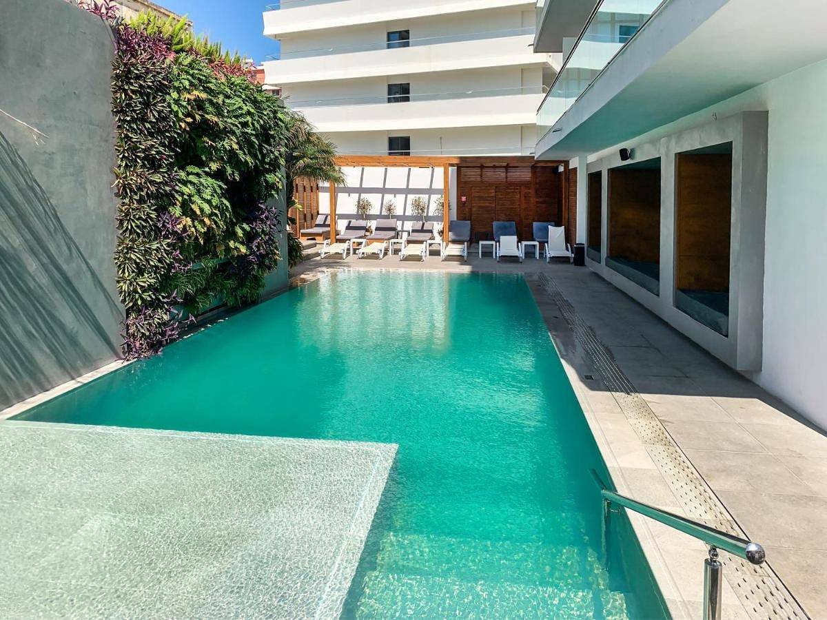 Manousos City Hotel in Ville de Rhodes, Rhodes