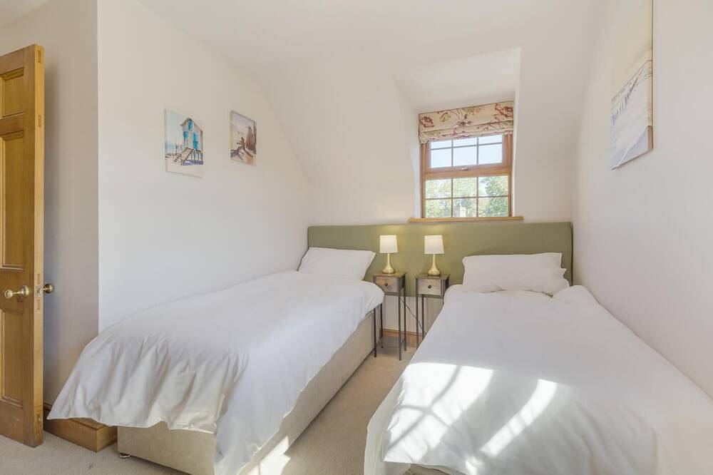 5 Bed in Holt (oc-b34435) in Holt, Norfolk Coast