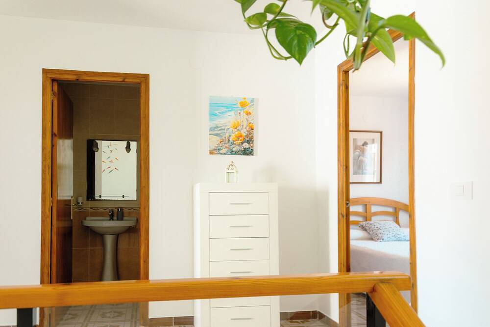 Las Piñas Vacation House - Beach - Terrace - Parking - by Primestay in Benicarló, Costa del Azahar