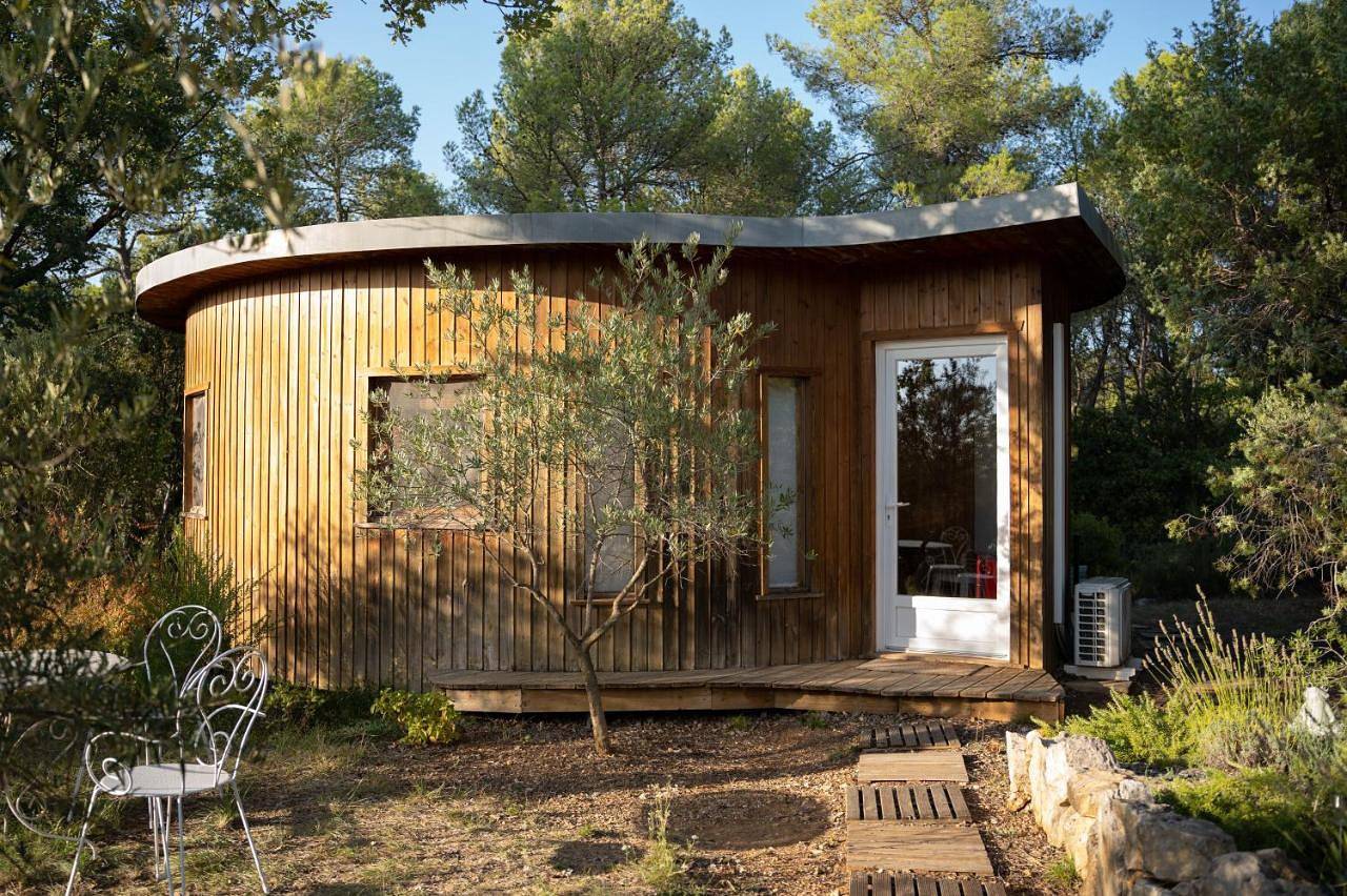 Chalet dans plusieurs hectares de nature in Barjols, Région de Brignoles