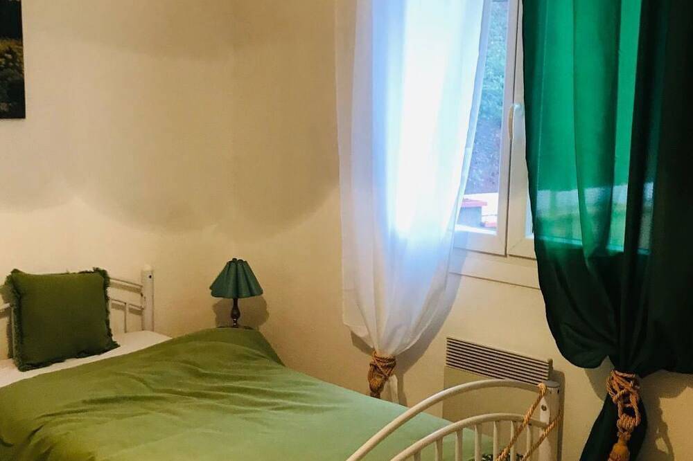 Villa \"Les Alloes\ in Le Luc, Draguignan region