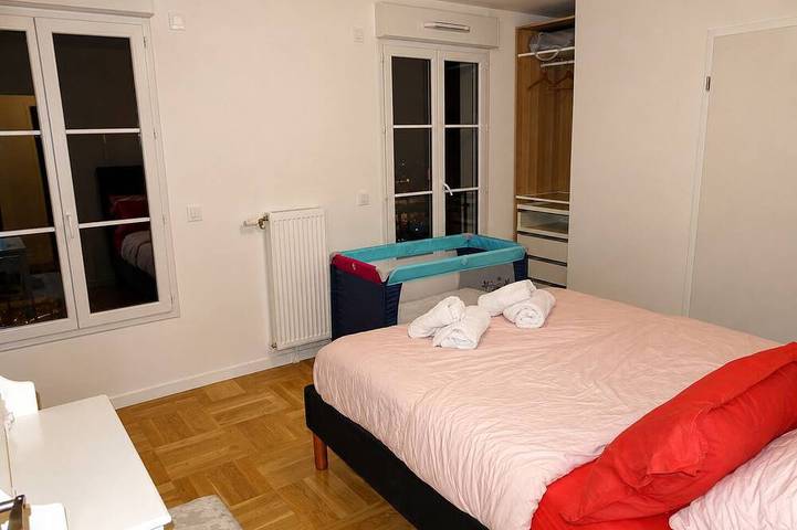 Beautiful 110 m² Villa & Large Garden – 5 Min from Disneyland Paris in Serris, Seine-et-Marne