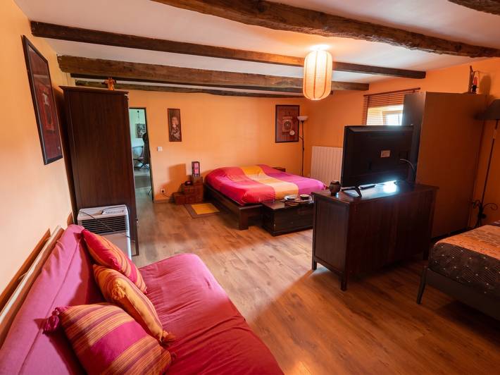 Appartement entier, Appartement spacieux à Chenevrey-et-Morogne 160 m² avec terrasse in Chenevrey-et-Morogne, Haute-Saône