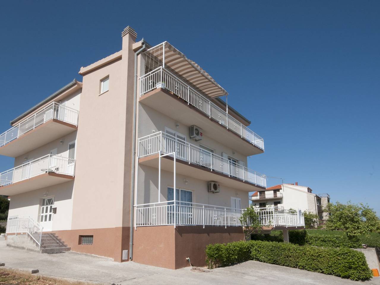 Ferienwohnung für 8 Personen in Seget Donji, Split-Dalmatien