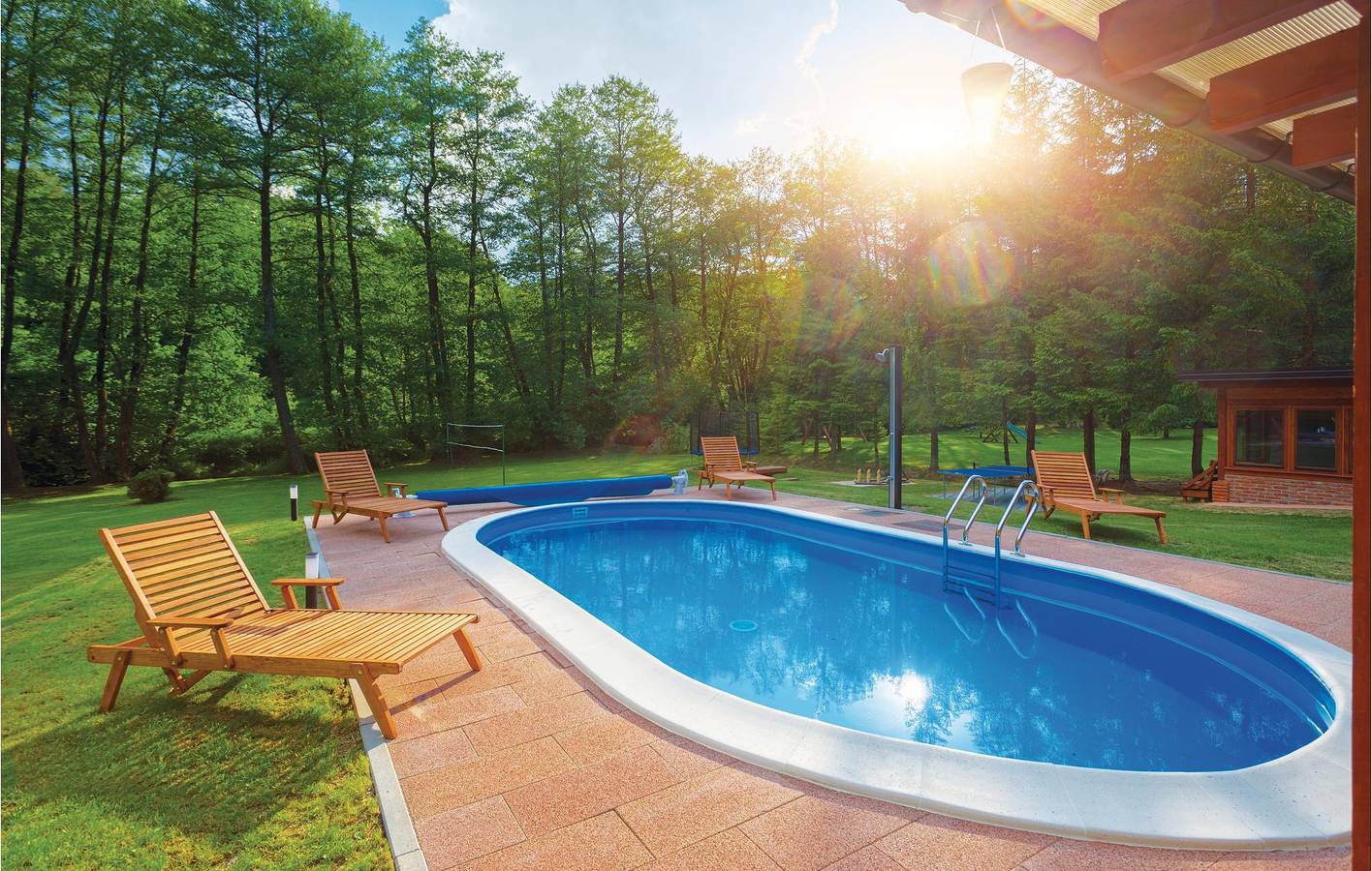 Gemütliche 2-Zimmer-Wohnung mit Pool, Terrasse, WLAN und Parkplatz in Pozega-Slawonien