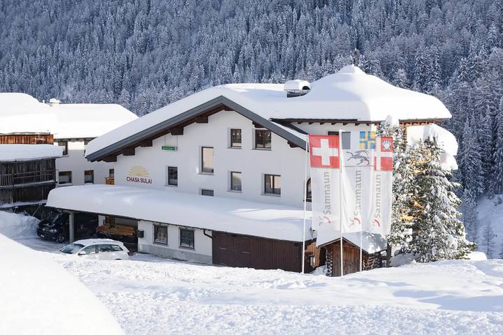 Vakantiewoning voor 4 personen, with balkon and sauna as well as tuin, kindvriendelijk in Samnaun