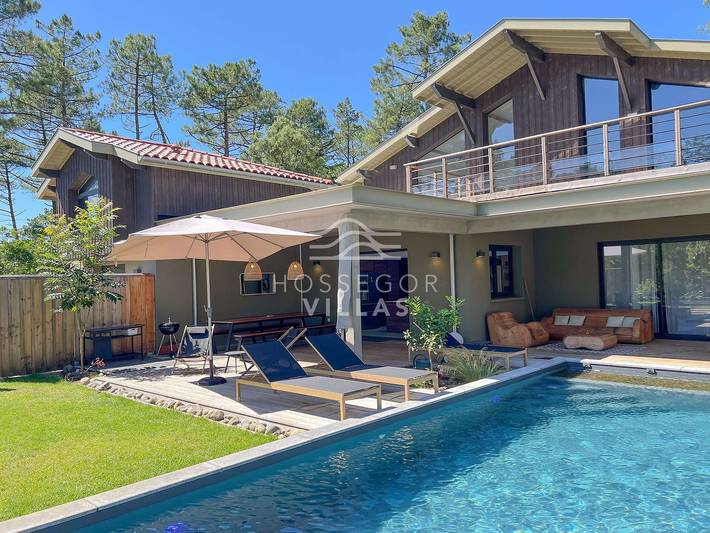 Gîte pour 8 personnes, avec piscine et terrasse dans Plage des Estagnots - 3