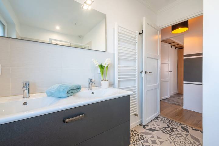 Location de vacances pour 6 personnes, avec Jardin à Laval - 4