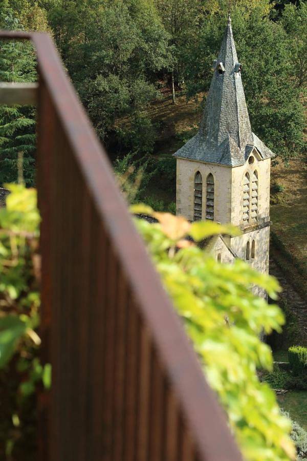 Location de vacances pour 2 personnes, avec vue ainsi que jardin et piscine à Belcastel - 4