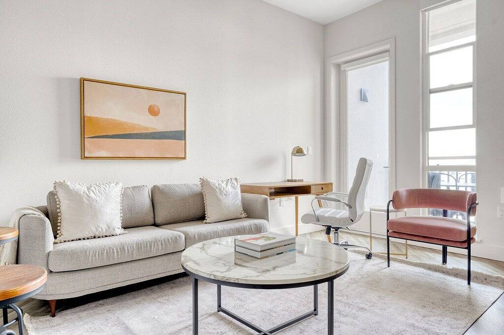 Ganze Wohnung, Deluxe Redwood City 1Br w/ Gym & W/D, walk to Caltrain, by Blueground in Redwood City, Silicon Valley