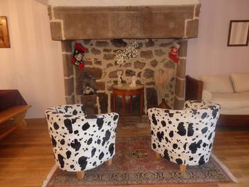 Gîte pour 2 personnes, avec terrasse dans Prat de Bouc Haute Planèze