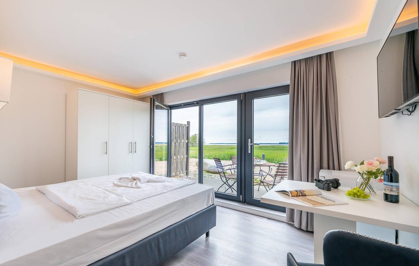Beachside Retreat with Terrace - 1km to Beach in Sagard, Jasmund National Park