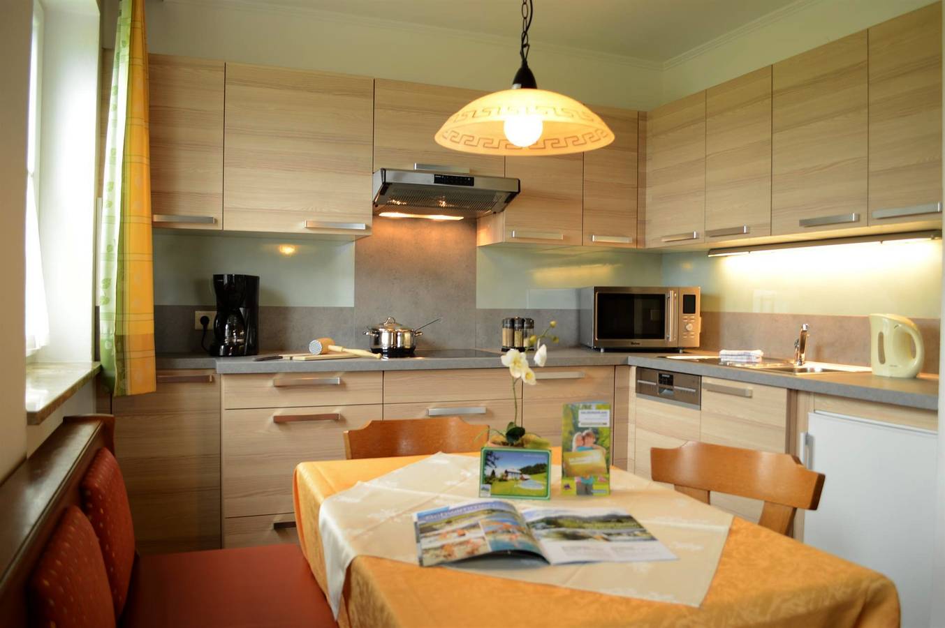 Geheel vakantieappartement, Oberlehen, Landhaus in Abtenau, Tennengau