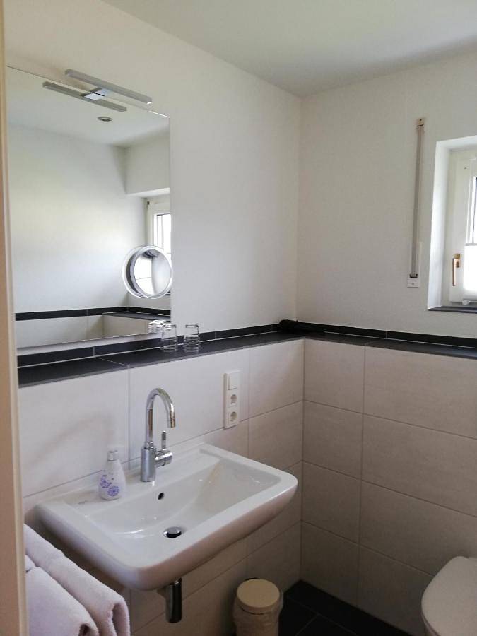 Ganze Wohnung, Apartment with Balcony in Lieser, Bernkastel-Kues & Umgebung