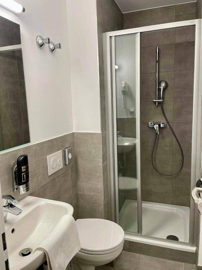 Hotel für 4 Personen in Westend Berlin - 4