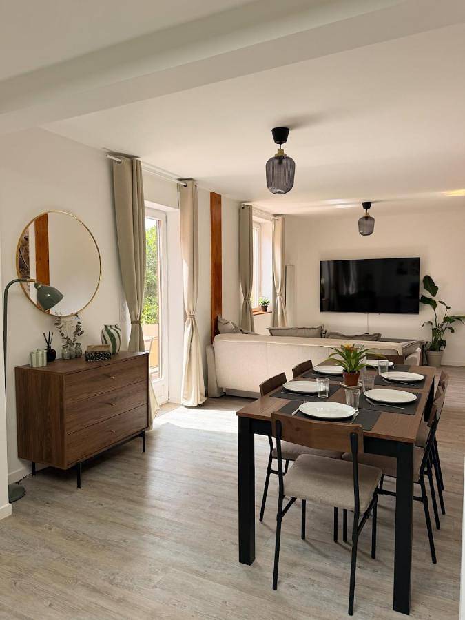 Chalet pour 6 personnes, avec jardin et vue - 1
