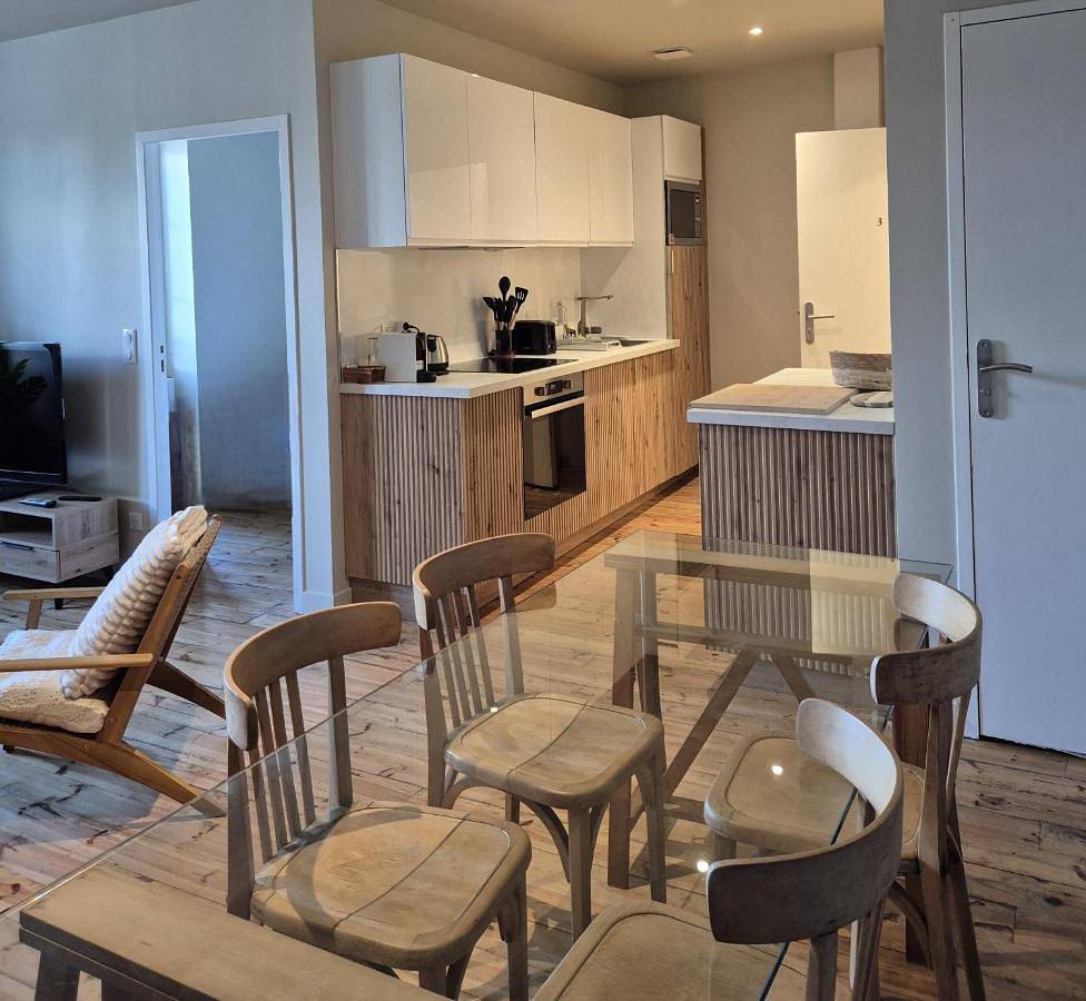 Appartement entier, One-Bedroom Apartment in Martel, Lot
