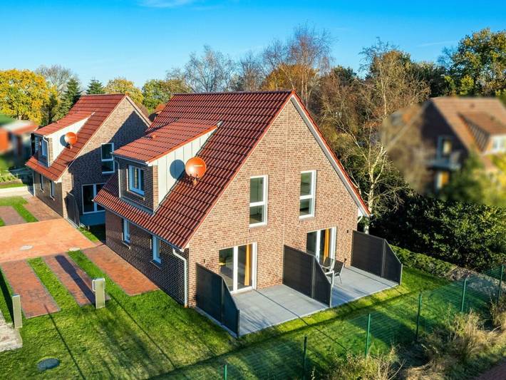 Ferienhaus für 4 Personen, mit Terrasse und Seeblick in Landkreis Aurich