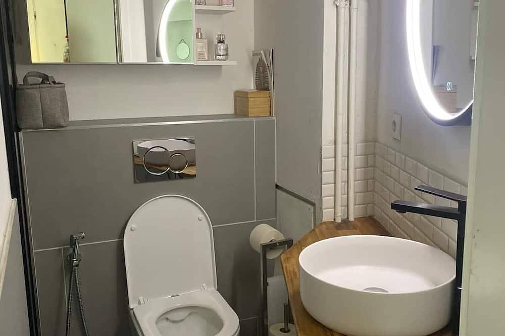 Appartement entier, Appartement Saint-Cloud 2 km parc des princes et Roland Garros in Saint-Cloud, Hauts-de-Seine