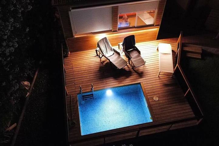 Bungalow pour 4 personnes, avec balcon et jardin à Roses