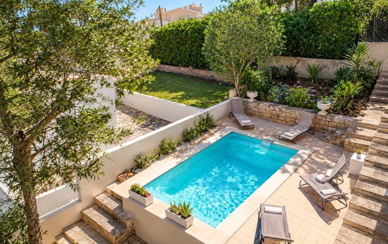 Ferienhaus für 8 Personen, mit Balkon und Garten - 1