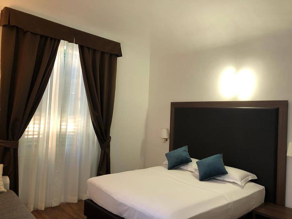 Guesthouse for 4 people with balcony in Rome, Rome Province